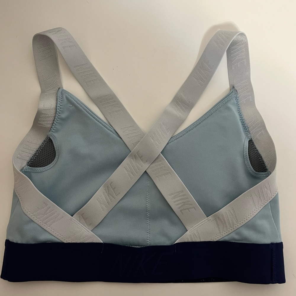 Nike Sports Bra - Picture 3 of 3